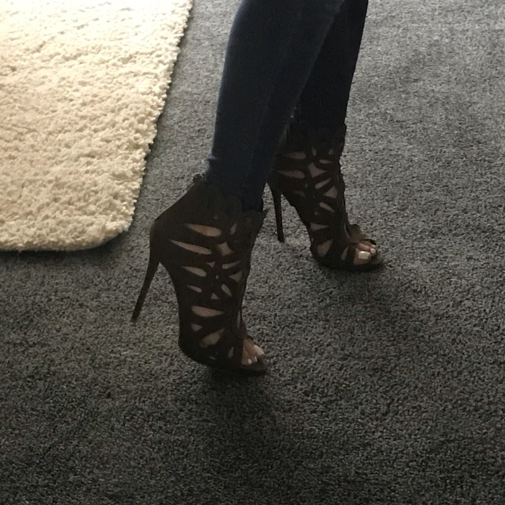 Green pumps - Picture 3 of 7